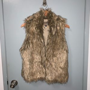 Ci Sono Faux Fur Vest